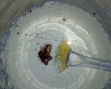 A picture of step 2 of Eclair cake.