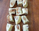 Foto langkah ke 6 dari resep Permen Susu Nougat Kacang.