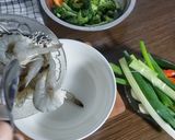 Foto langkah ke 1 dari resep Tim udang bawang putih.