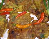 Foto langkah ke 4 dari resep Martabak telor mercon isi tongkol.