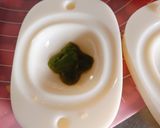 Hình bước làm 1 của món Bánh trái hồng