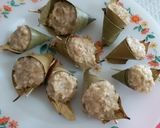 A picture of step 7 of Steamed Banana Dumplings (Kumbilappam).