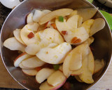 Foto del paso 5 de la receta: Pastel polaco de manzana con merengue de almendras