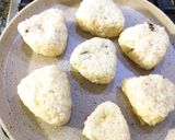 Foto del paso 8 de la receta: Onigiris dorados de atún