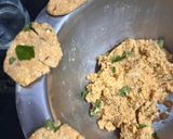 A picture of step 2 of Brown rice nippattu.