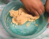 Foto langkah ke 3 dari resep Tips pie buah biar awet renyah dan tanpa telur sama sekali.