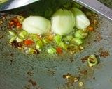 Foto langkah ke 2 dari resep 1317. Pad Kaprao (Tumis Daun Kemangi) ~ Thailand.