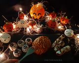 A picture of step 19 of Halloween themed Chocolate cake (pops).