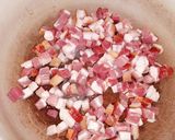 Harcsapaprikás túrós csuszával recept fázis 2 fotója