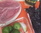 Foto del paso 1 de la receta: Bistec de cerdo en chile pasilla