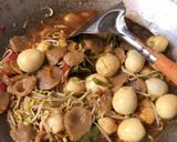Foto langkah ke 6 dari resep Oseng Tauge Bakso Puyuh.