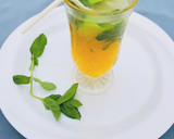 A picture of step 4 of Mango mocktail.