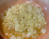 Foto del paso 2 de la receta: Guiso de garbanzos, setas y coliflor ✨