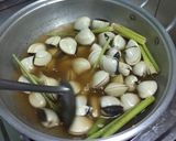 Hình bước làm 9 của món Nghêu hấp thái