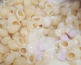 Foto del paso 1 de la receta: Mac&cheese con taquitos de jamón ahumado