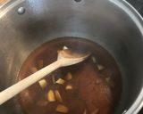 A picture of step 2 of Easy chicken ramen.