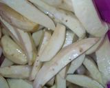 A picture of step 1 of Fried sweet potato with egg sauce.