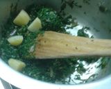 A picture of step 4 of Cream of spinach soup.