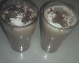 A picture of step 3 of Oreo Milkshake.