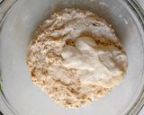 Foto langkah ke 2 dari resep Cranberries Sourdough Bread 77%.