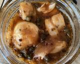 A picture of step 1 of California Farm Persian Pickled Garlic.