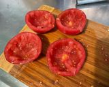 Une image de l'étape 10 de Tomates roses à la provençale.
