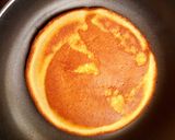 A picture of step 7 of Pancakes.