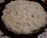 Foto del passaggio 6 della ricetta Focaccia Pugliese incastonata di Würstel