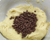 Foto del paso 3 de la receta: Galletitas con chips de chocolate