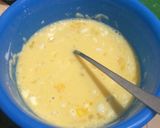 Foto langkah ke 2 dari resep Telur Dadar Saus Kecap Inggris.