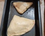 A picture of step 6 of Calzones.