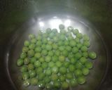 A picture of step 2 of Peas & Potato Stuffed Samosa.