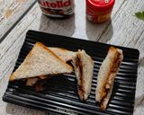A picture of step 4 of 5 minute Peanut Butter & Nutella Sandwich.