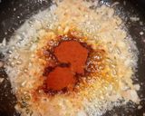 A picture of step 1 of Dal Makhni.