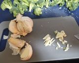 Würziger Knoblauch - Brokkoli Rezeptschritt 2 Foto
