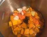 Foto del passaggio 1 della ricetta Vellutata di zucca con My Cuco