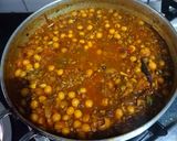 A picture of step 5 of Kolhapuri Misal Pav.