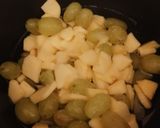 Foto del passaggio 2 della ricetta Coppa di ricotta e composta di frutta