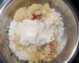 A picture of step 3 of Sabudana Vada / Sago Patties.
