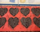 A picture of step 5 of Piñata hearts.