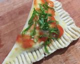 Foto langkah ke 7 dari resep Chilli Tuna Pastry.