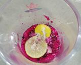 A picture of step 4 of Dragon Mocktail.