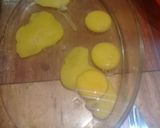 Foto del paso 1 de la receta: Langostinos al ajillo, apio, perejil y manzana, rabas y cornalitos