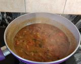 A picture of step 11 of Rajma palak curry.