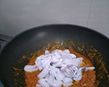 Foto langkah ke 3 dari resep Cumi bumbu pedas.