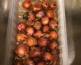 A picture of step 1 of Pickled Shallots in Vinegar.