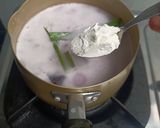 Foto langkah ke 4 dari resep Kolak Pisang Ubi Ungu.