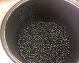 A picture of step 1 of Margarita's Black Beans with a Sonoran Touch.