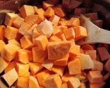 Gyömbéres édesburgonya-krémleves recept fázis 1 fotója