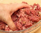 Hagymás-marha hamburgerhús recept fázis 3 fotója